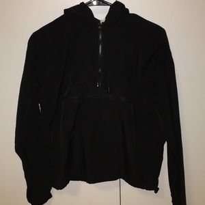 Brandy Melville black pullover windbreaker